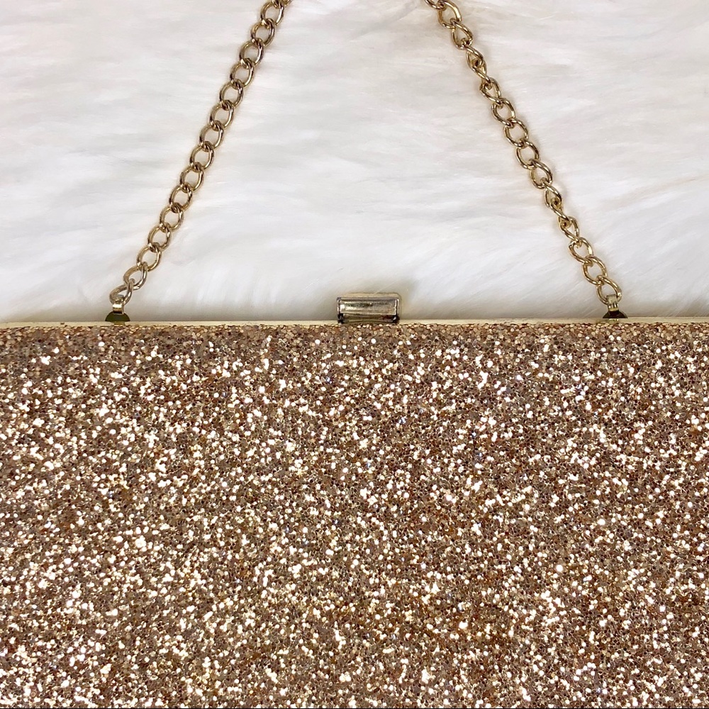 💕✨HP✨💕 Gold Glitter Clutch Bag - Picture 2 of 5